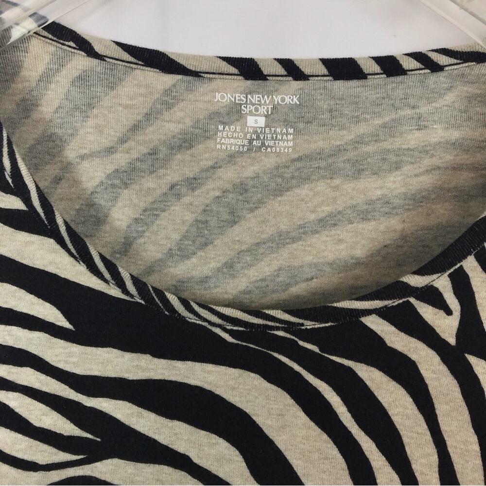 Jones NY Zebra Animal Print Tee Shirt 100% Cotton 3/4 Sleeve Top - Picture 4 of 5